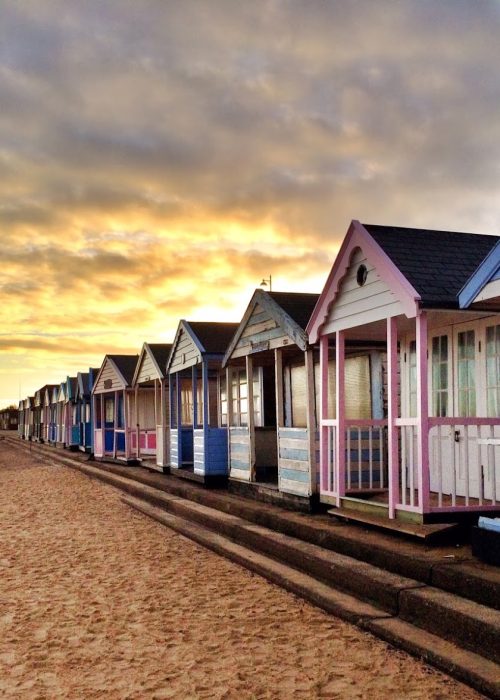 beach_huts_southwold_sunset